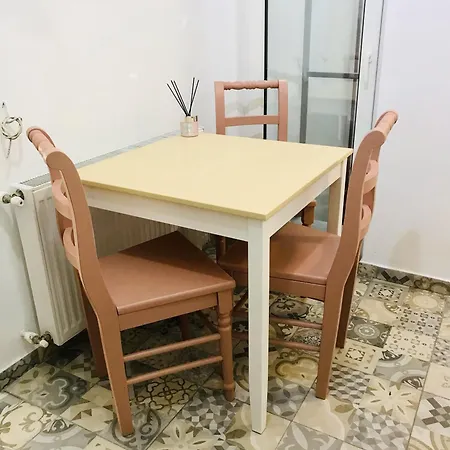 Apartment Cocarascu 5 *